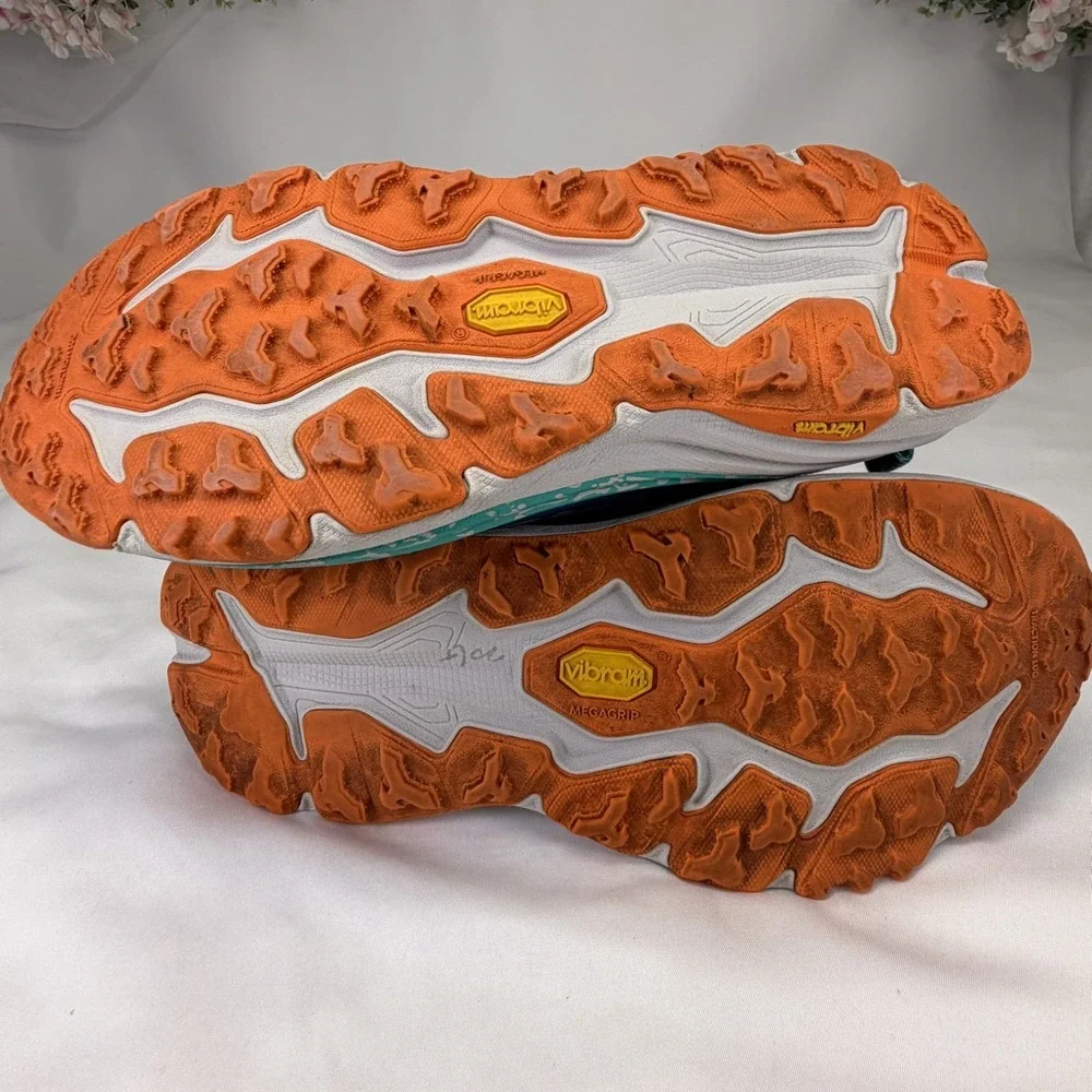 Hoka One One Speedgoat 6 Women's Size 9.5B Running Shoes Blue‎ Purple